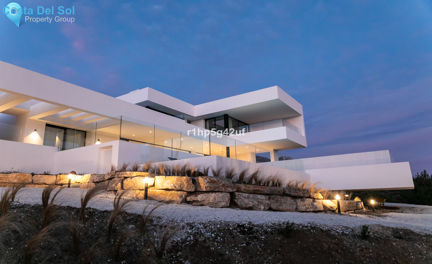 Detached Villa in Benahavís-1486445