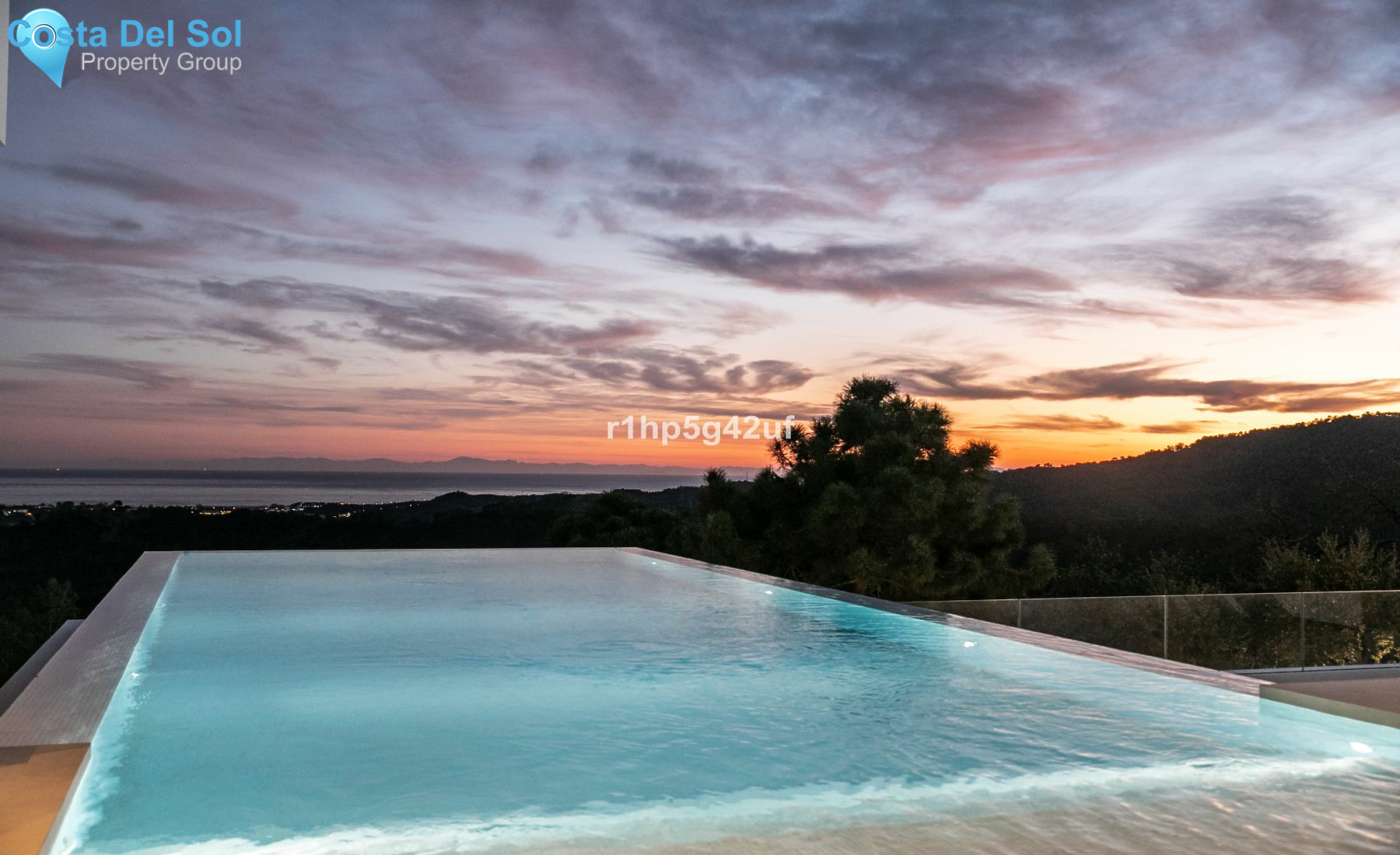 Detached Villa in Benahavís-1486446