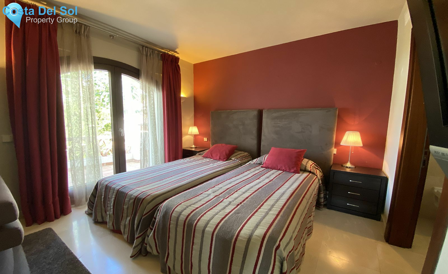 Detached Villa in Benahavís-1532268
