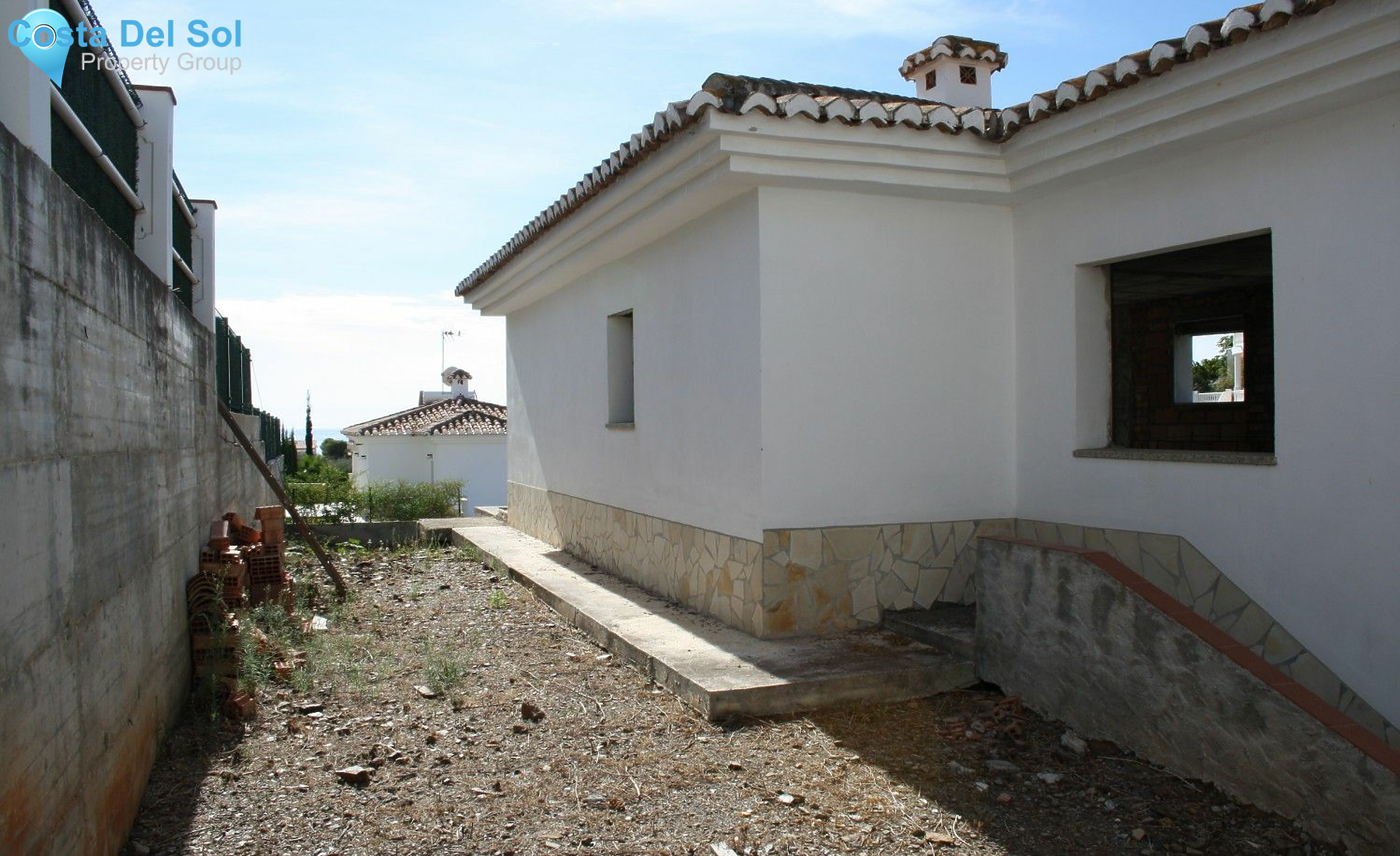 Detached Villa in Benajarafe-1212169