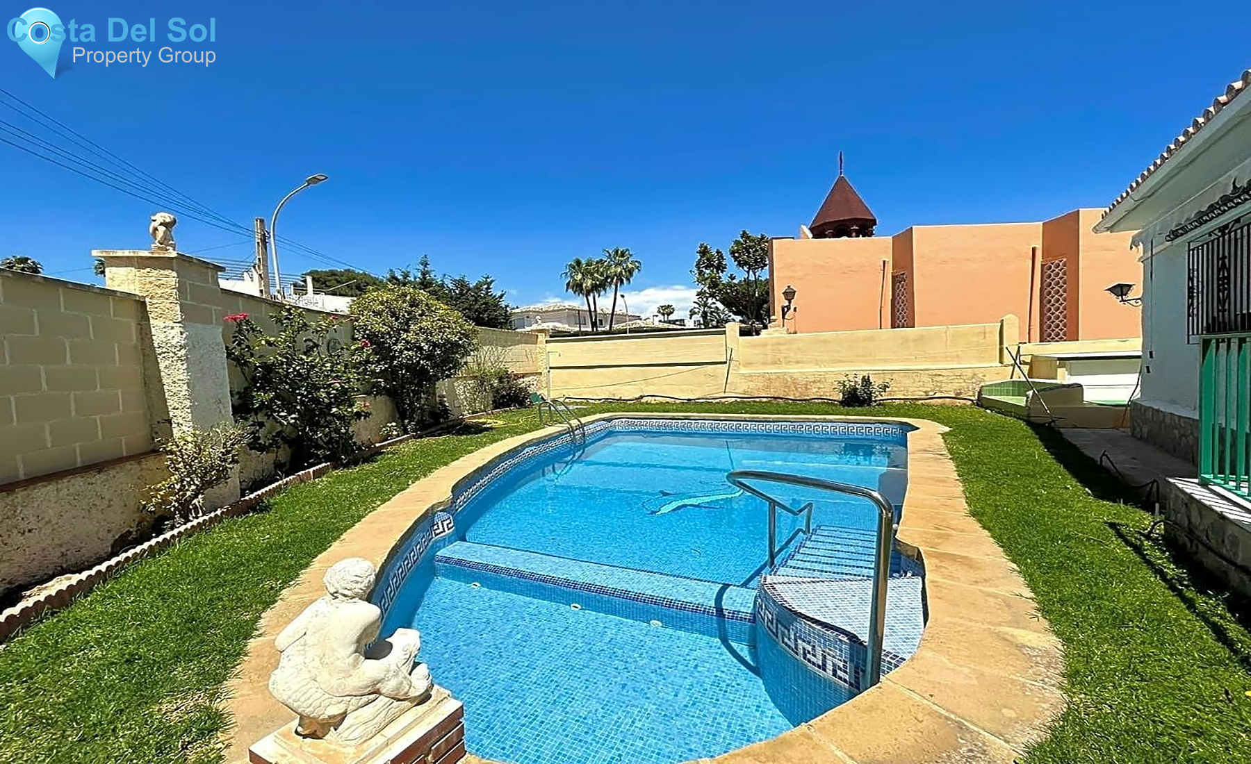 Detached Villa in Benalmadena Costa-1193607