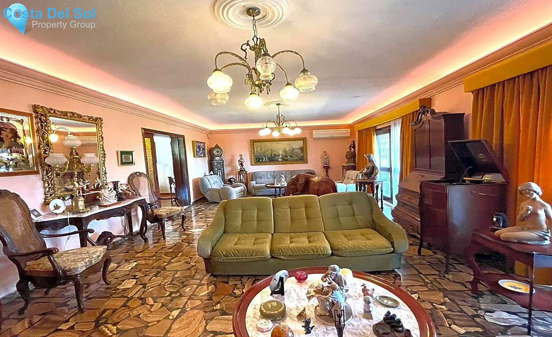 Detached Villa in Benalmadena Costa-1193618
