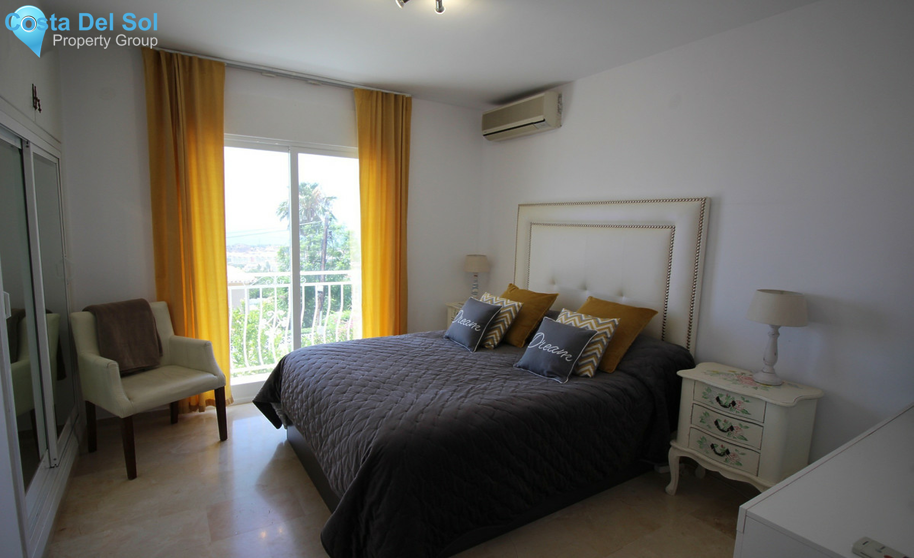 Detached Villa in Benalmadena-703652