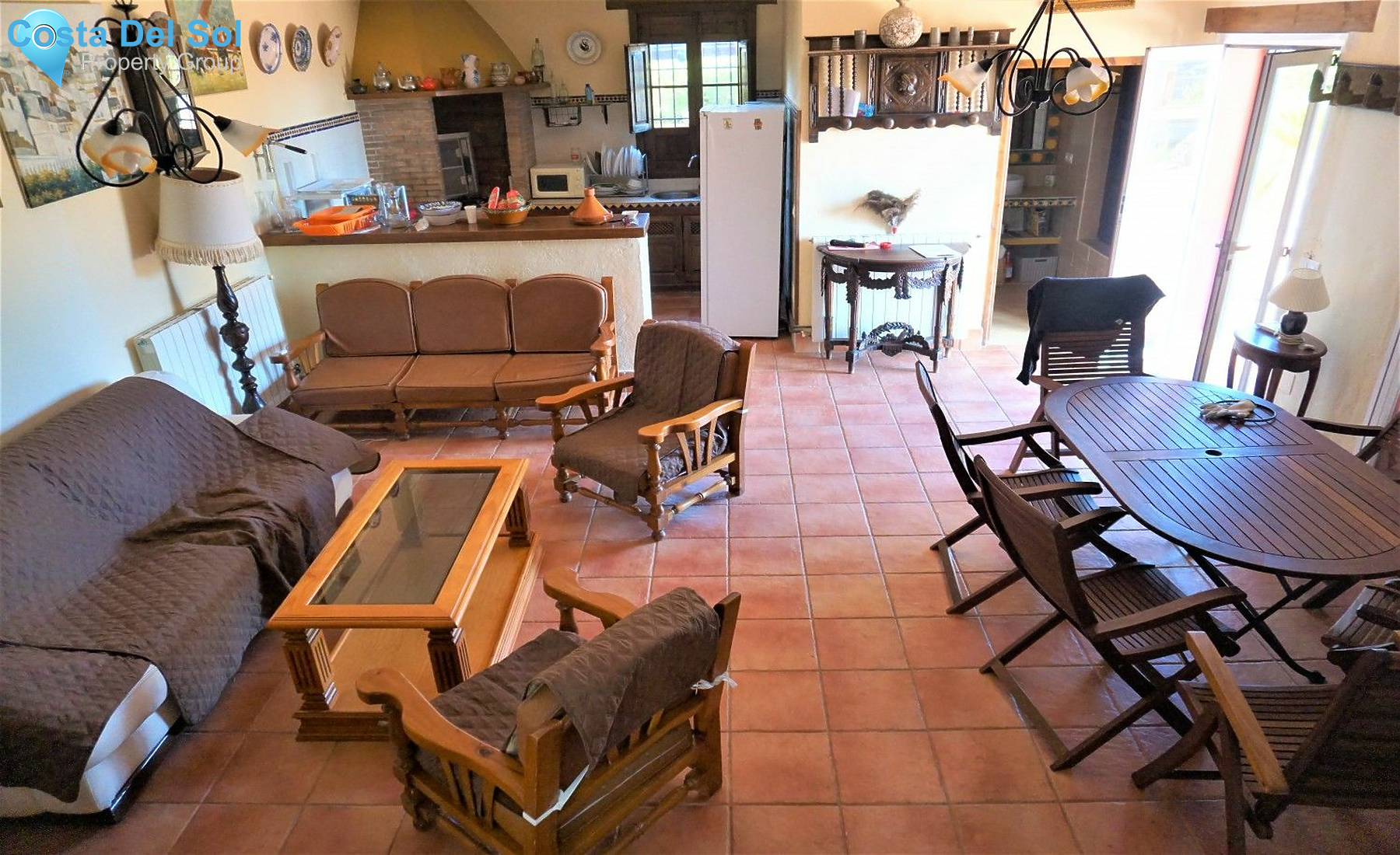 Detached Villa in Benamocarra-1400308