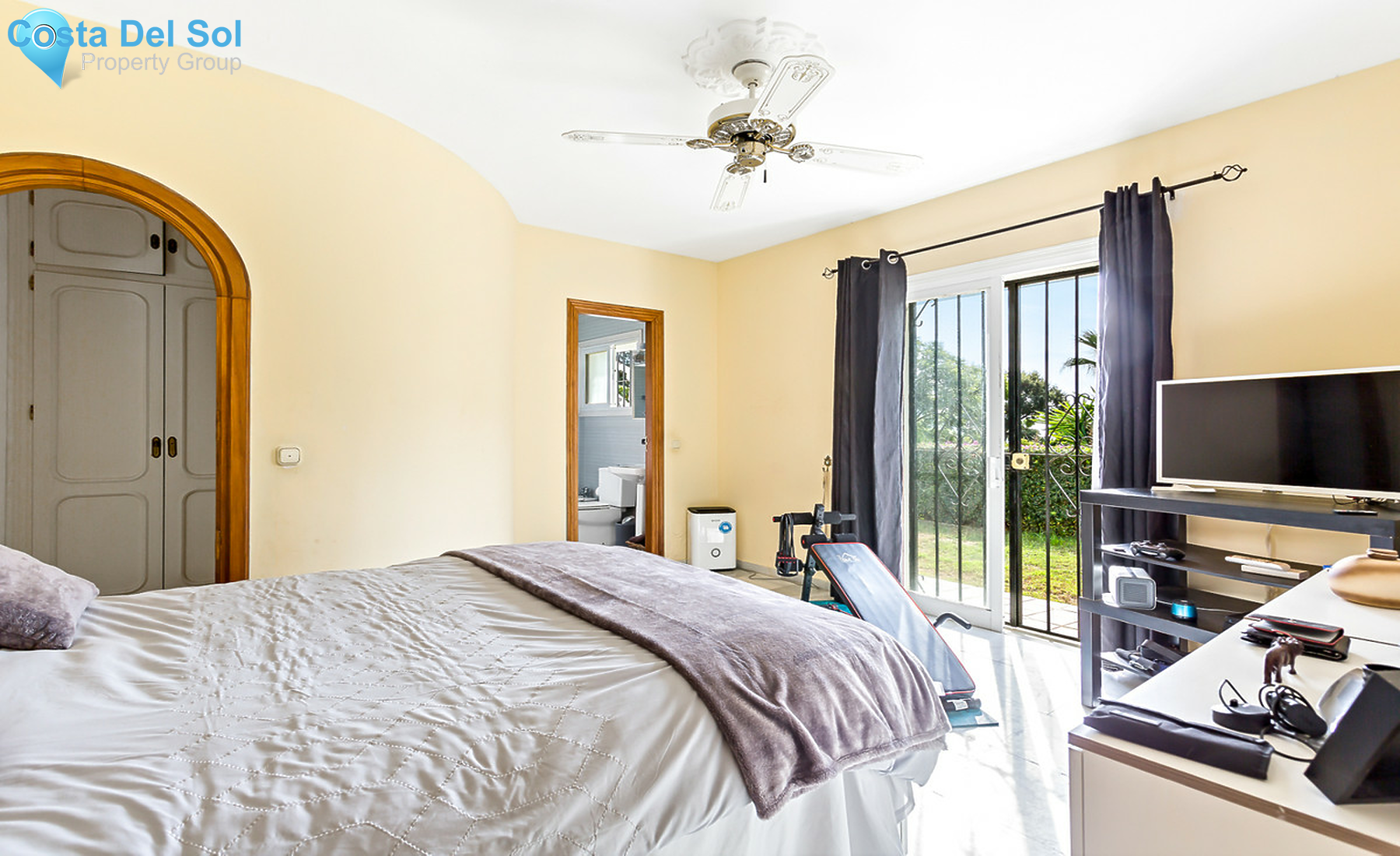 Detached Villa in Calahonda-716578