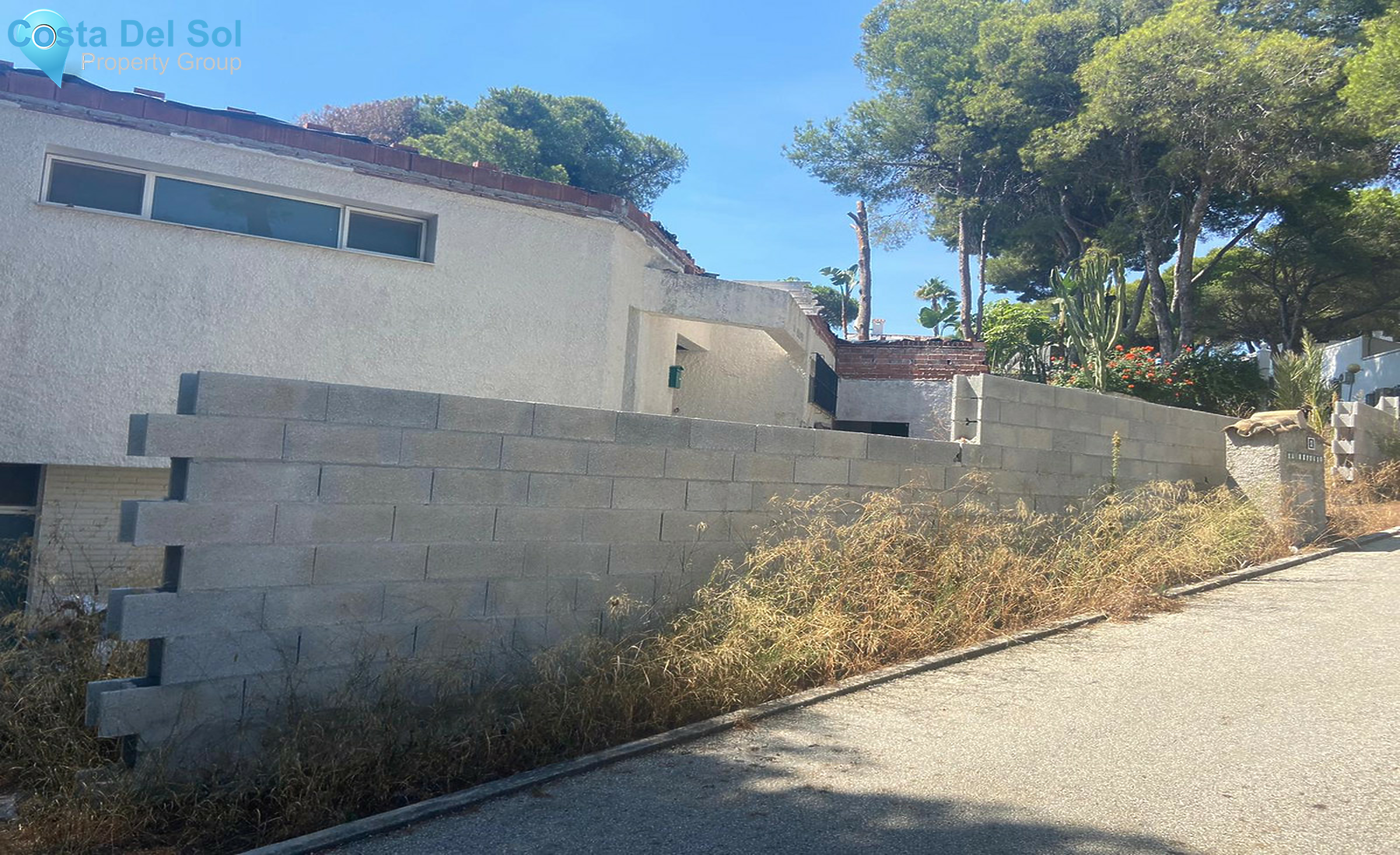 Residential Plot in Calahonda-735941