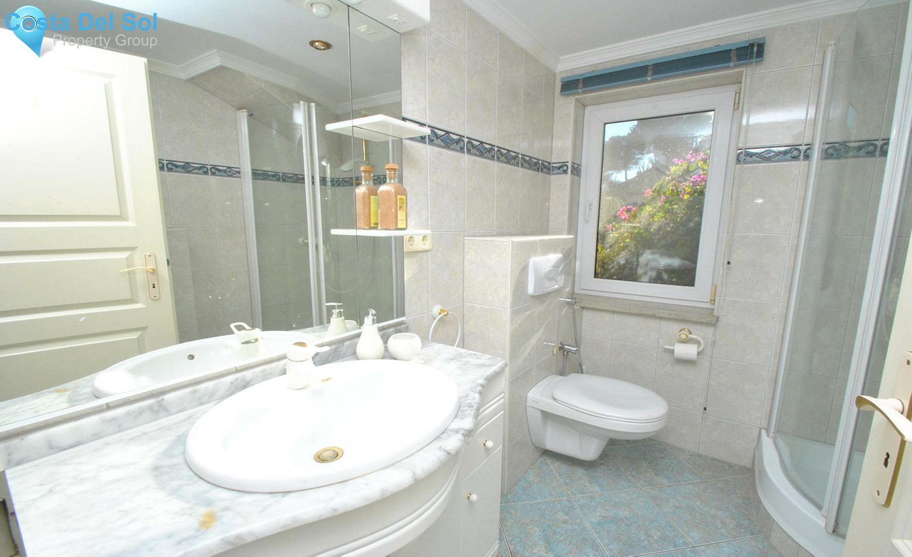 Detached Villa in Calahonda-707746