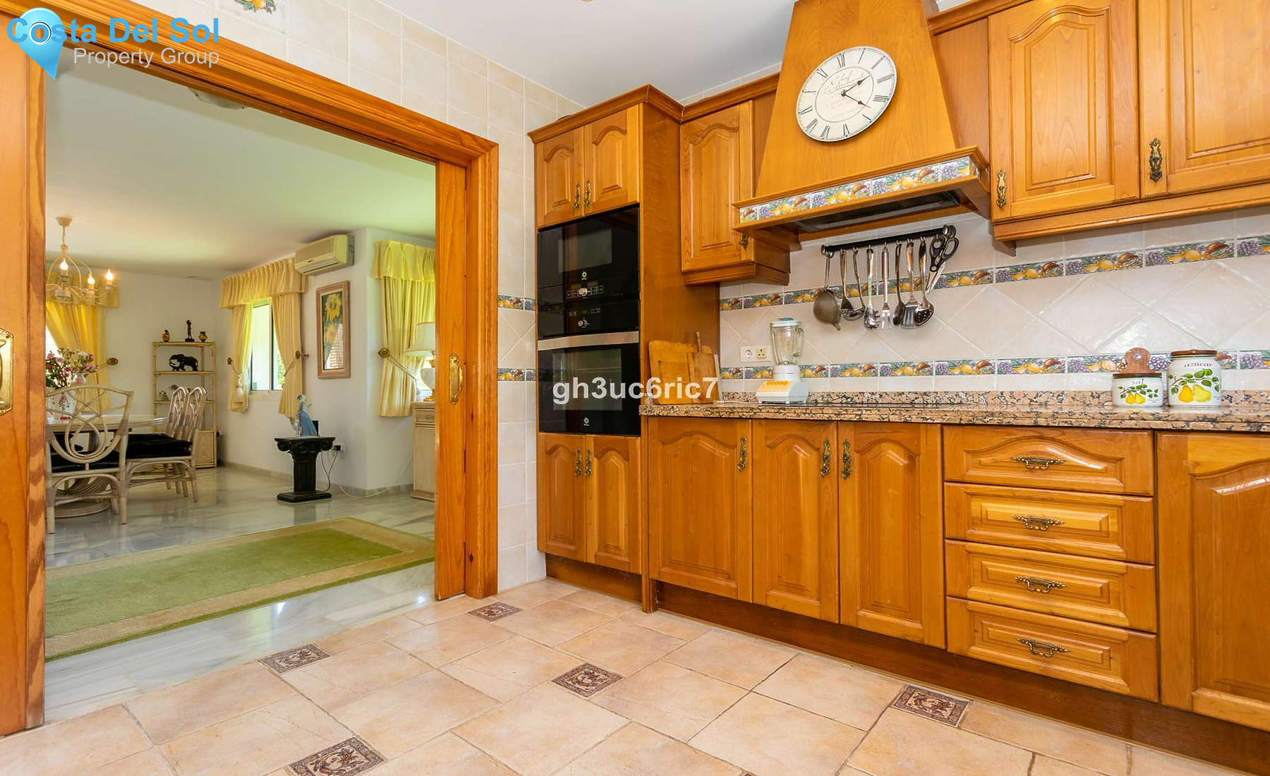 Detached Villa in Calahonda-1424290