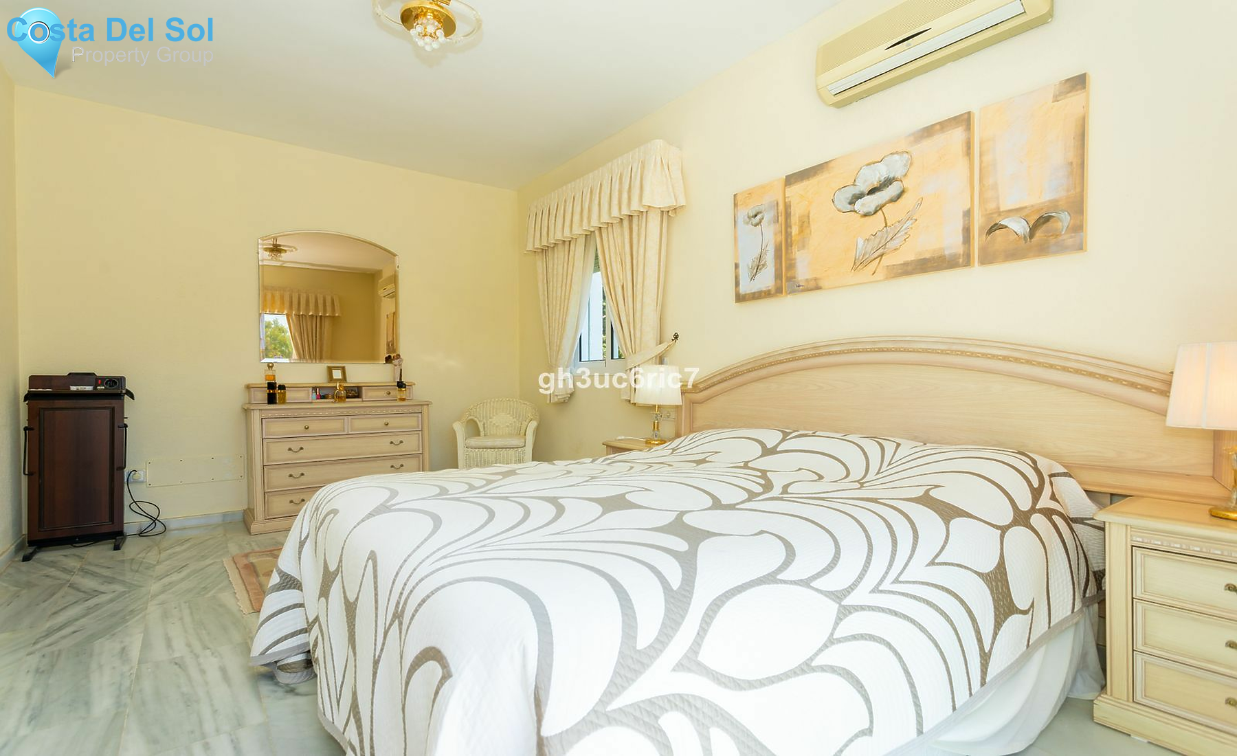 Detached Villa in Calahonda-1424296