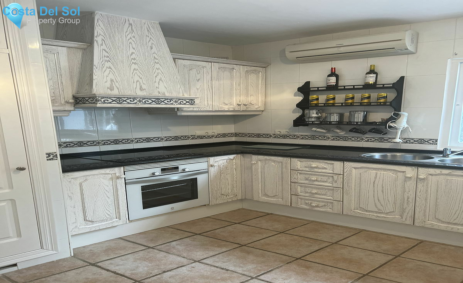 Detached Villa in Calahonda-1441548