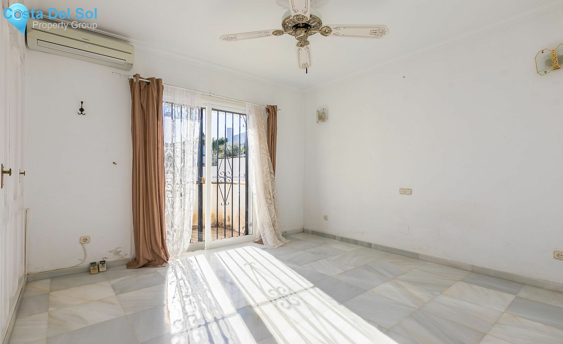 Detached Villa in Calahonda-1530152