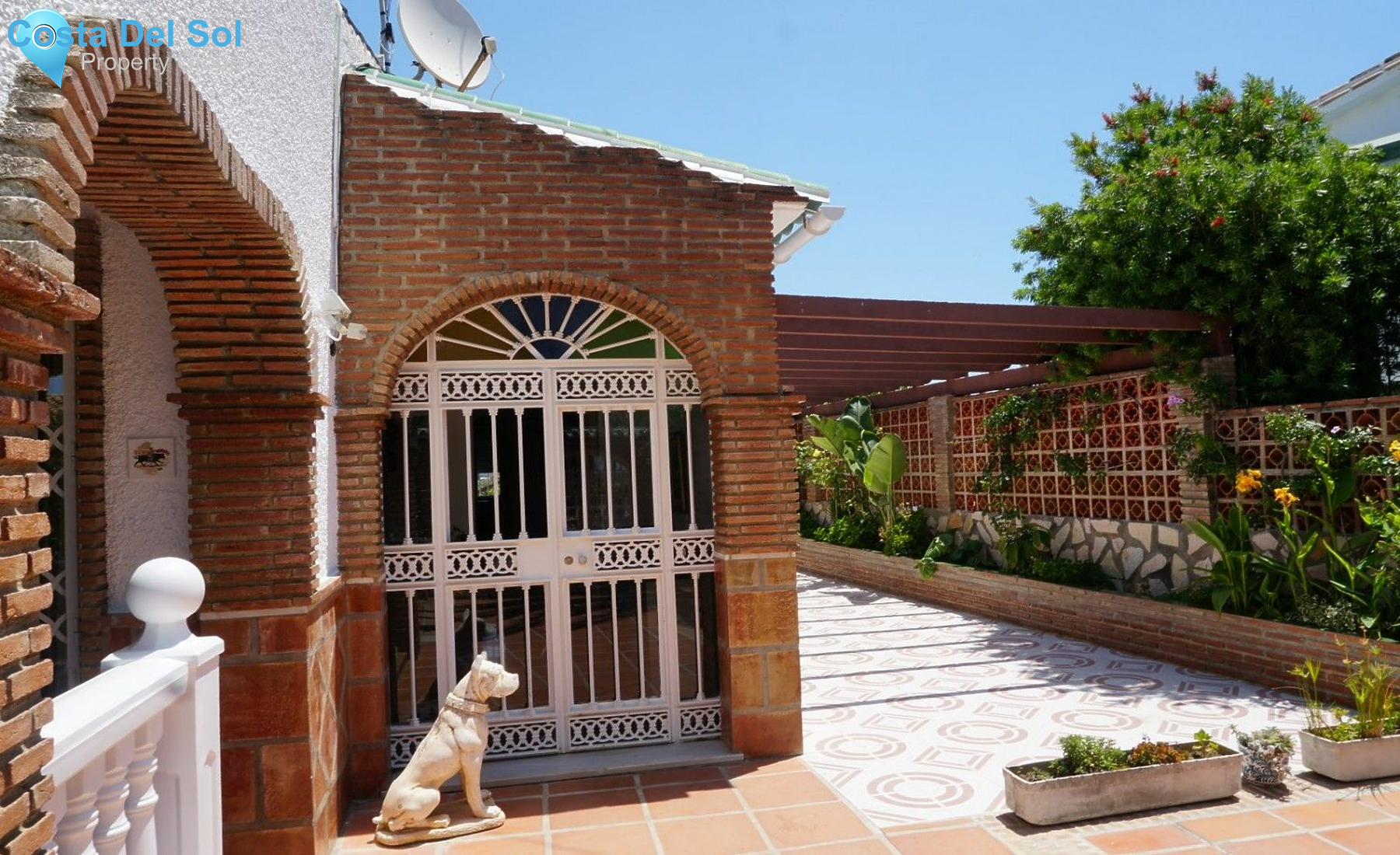 Detached Villa in Caleta de Vélez-1553774
