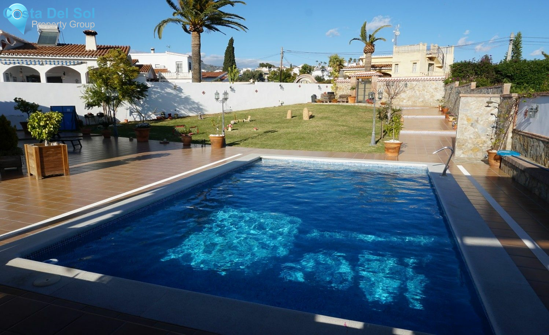 Detached Villa in Caleta de Vélez-1553801