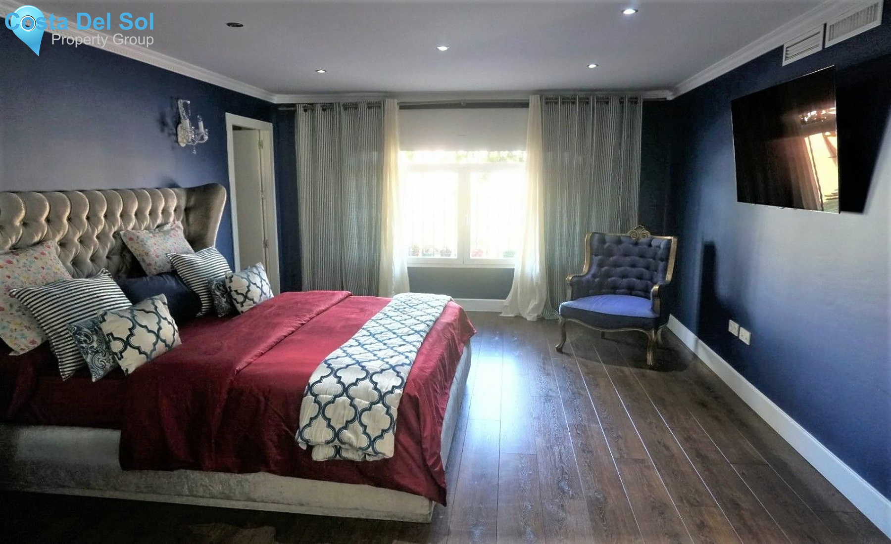 Detached Villa in Caleta de Vélez-1553819