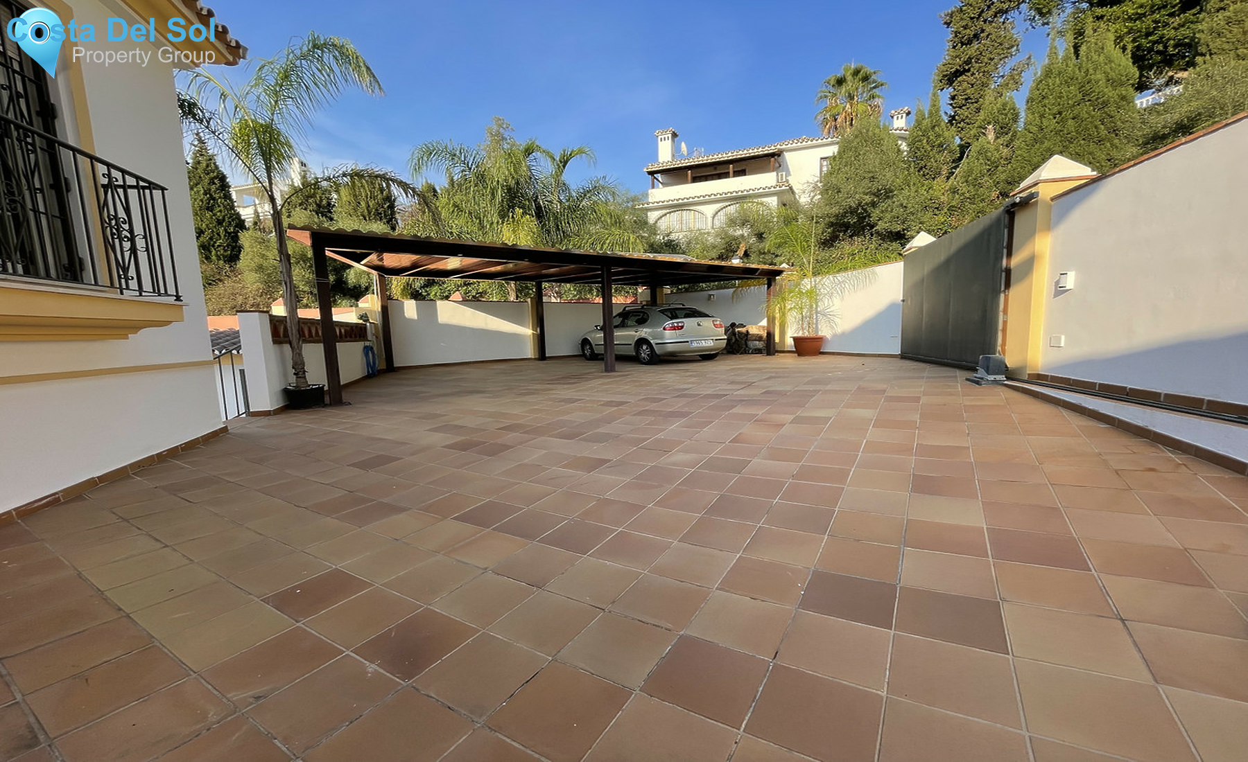 Detached Villa in Mijas Costa-731264