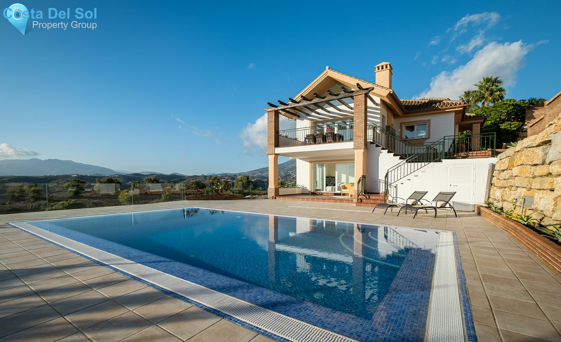 Detached Villa in Sierrezuela-1190415