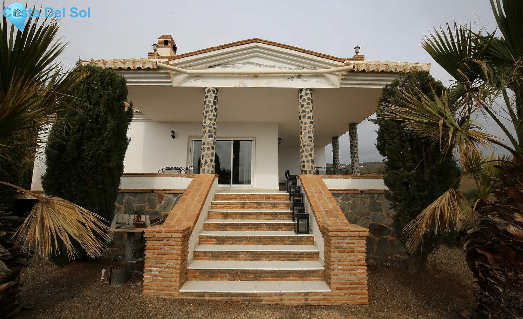 Detached Villa in Canillas de Aceituno-1207608