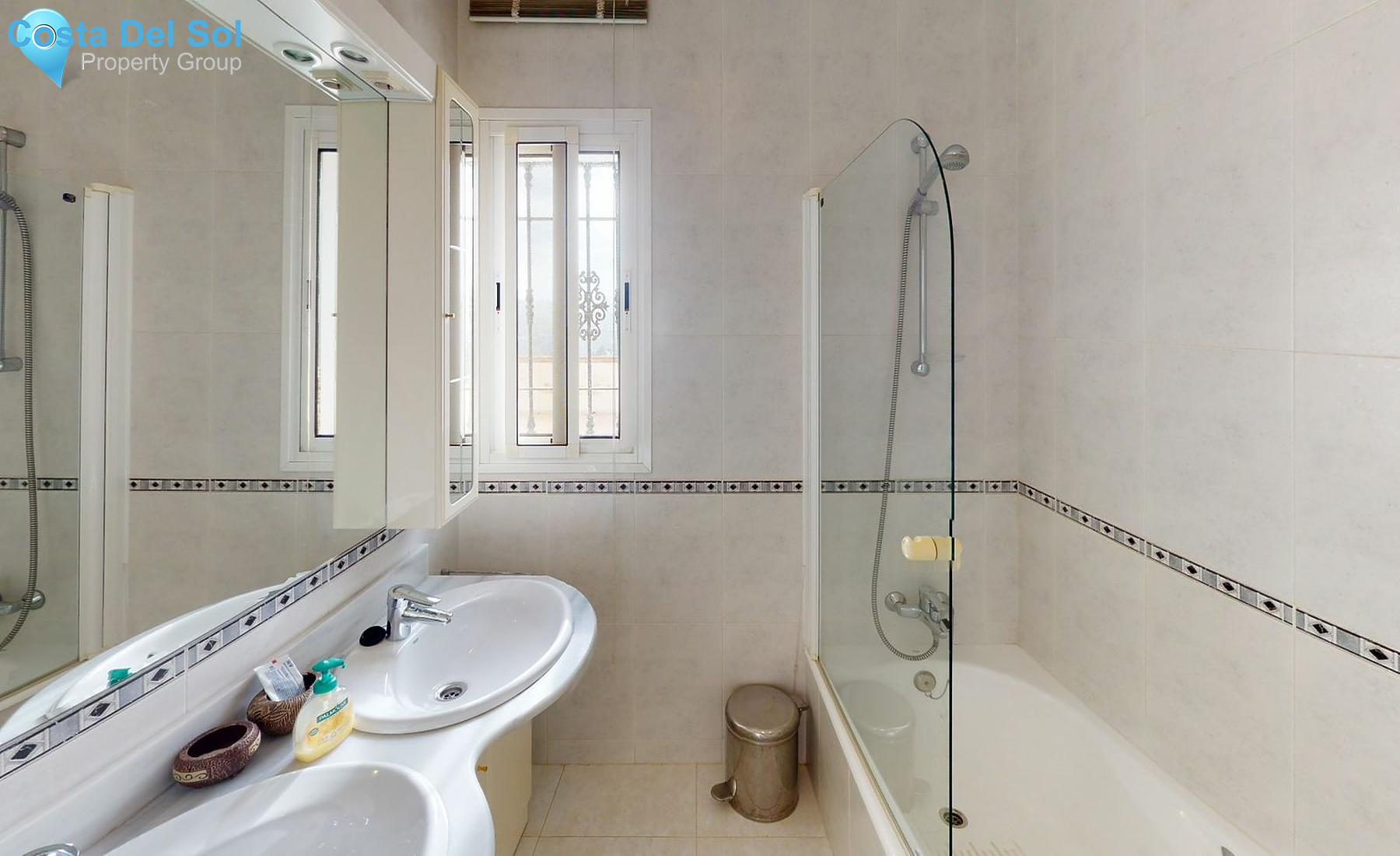 Detached Villa in Canillas de Aceituno-1207623