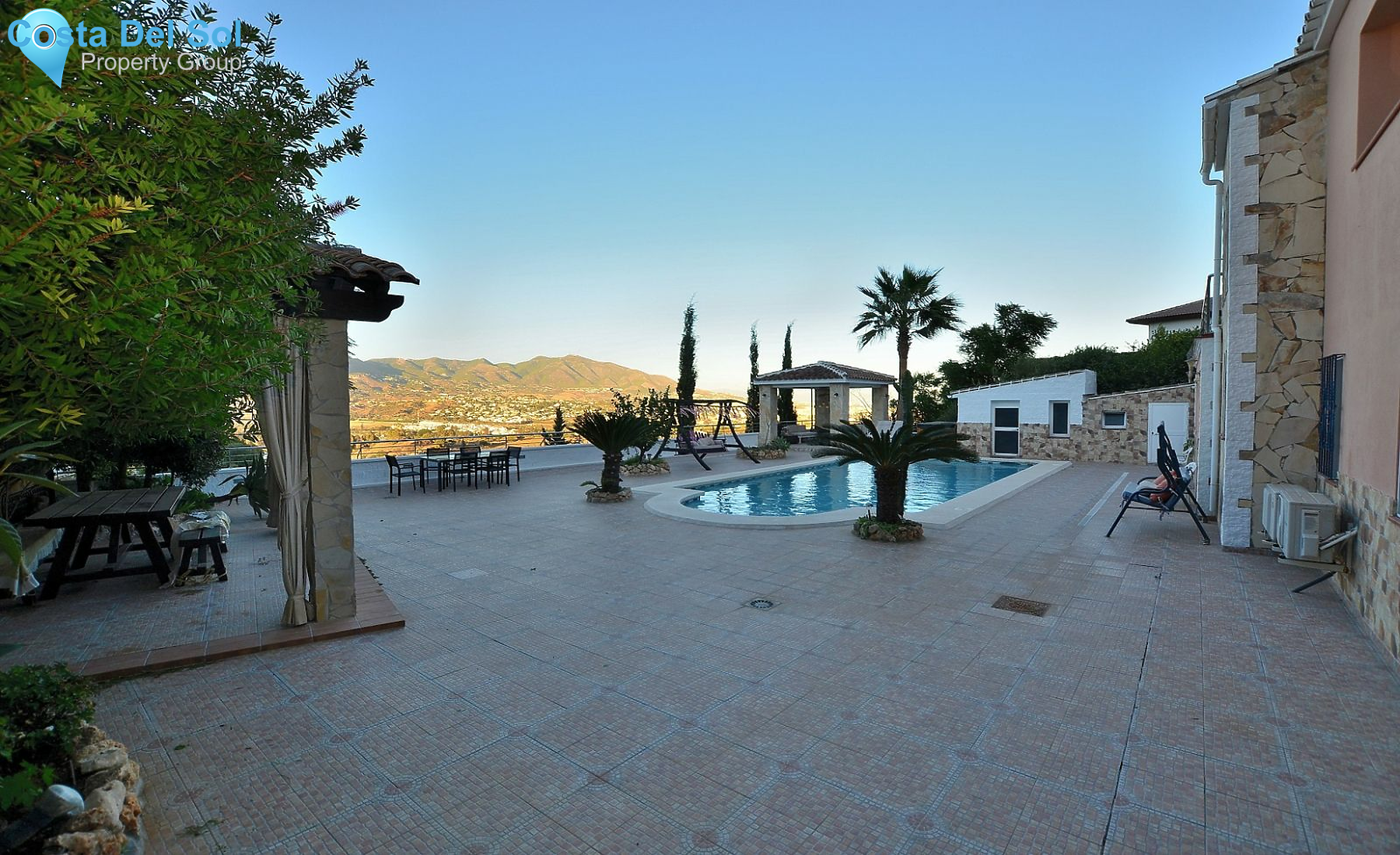 Detached Villa in Cerros del Aguila-1143931
