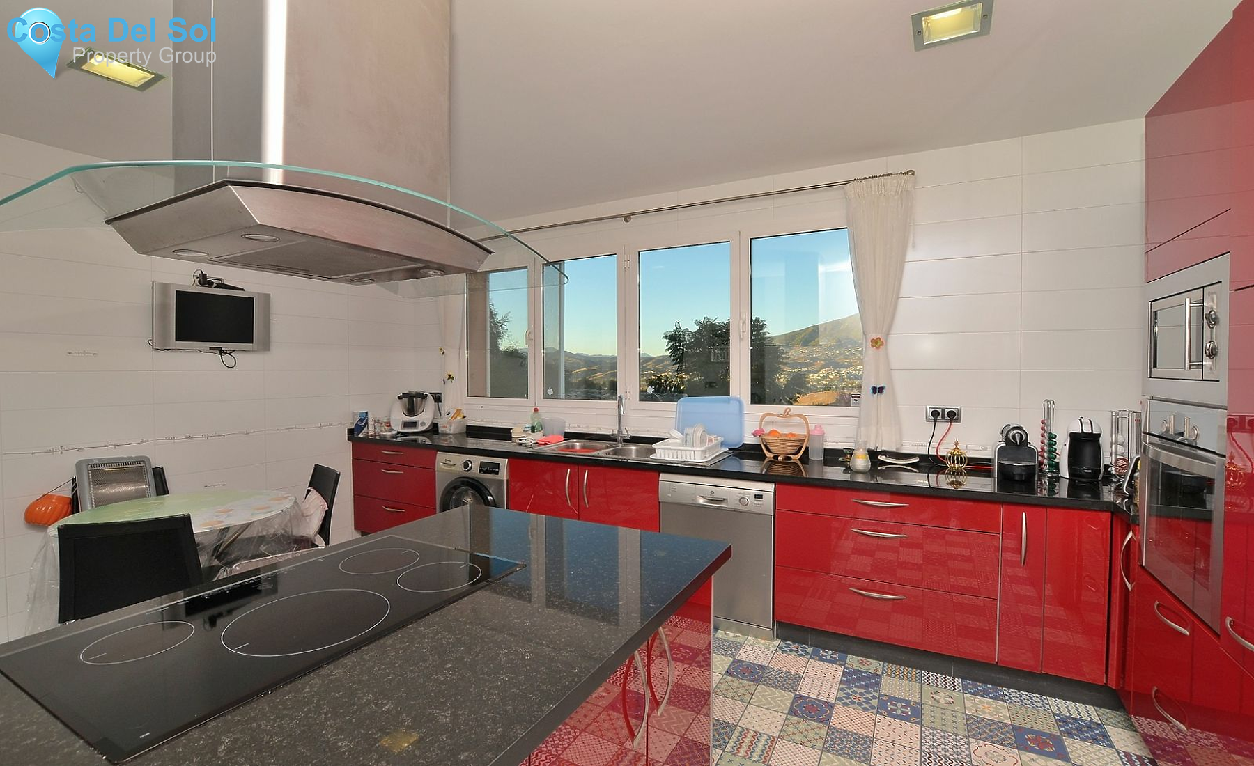 Detached Villa in Cerros del Aguila-1143927