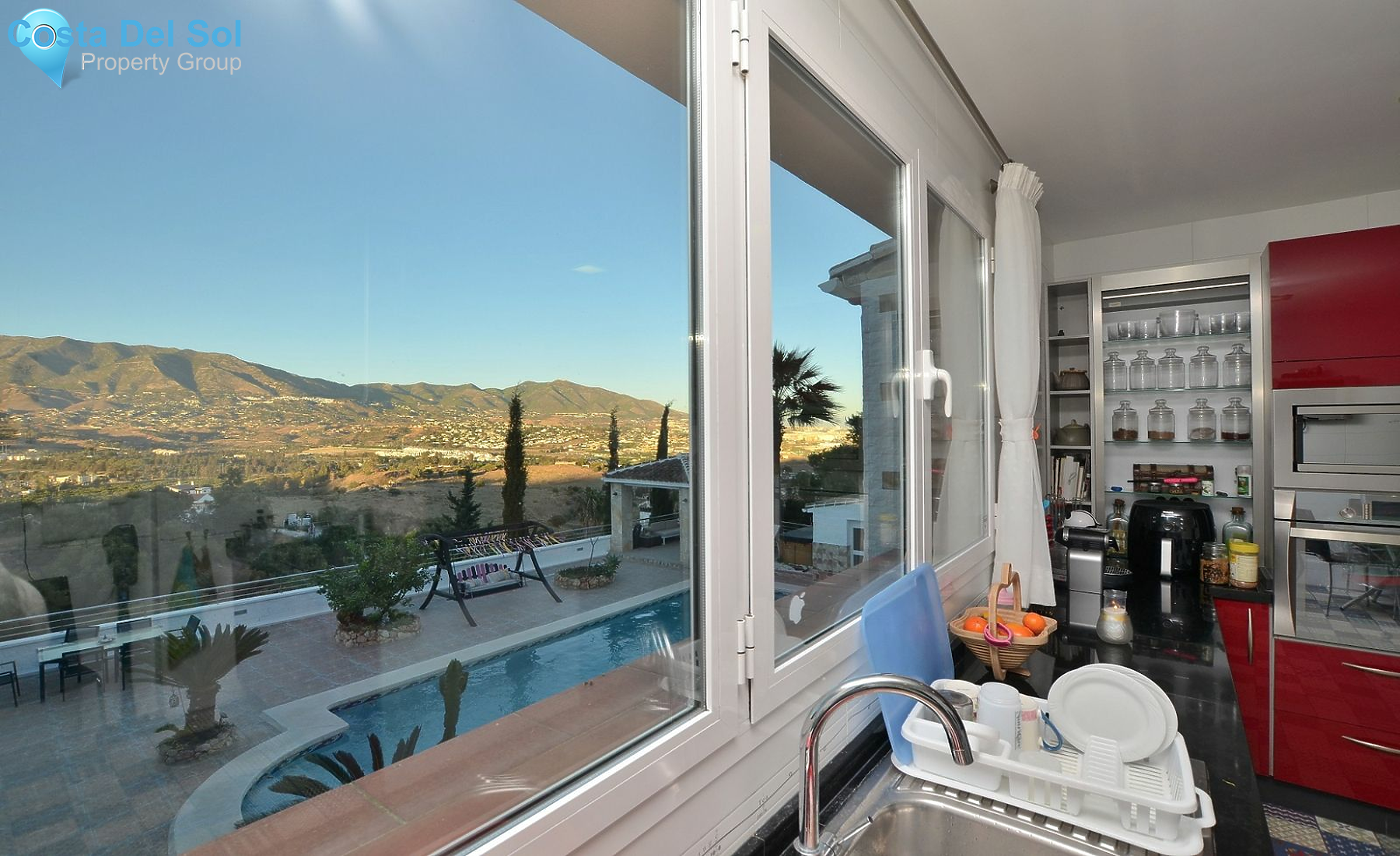 Detached Villa in Cerros del Aguila-1143928
