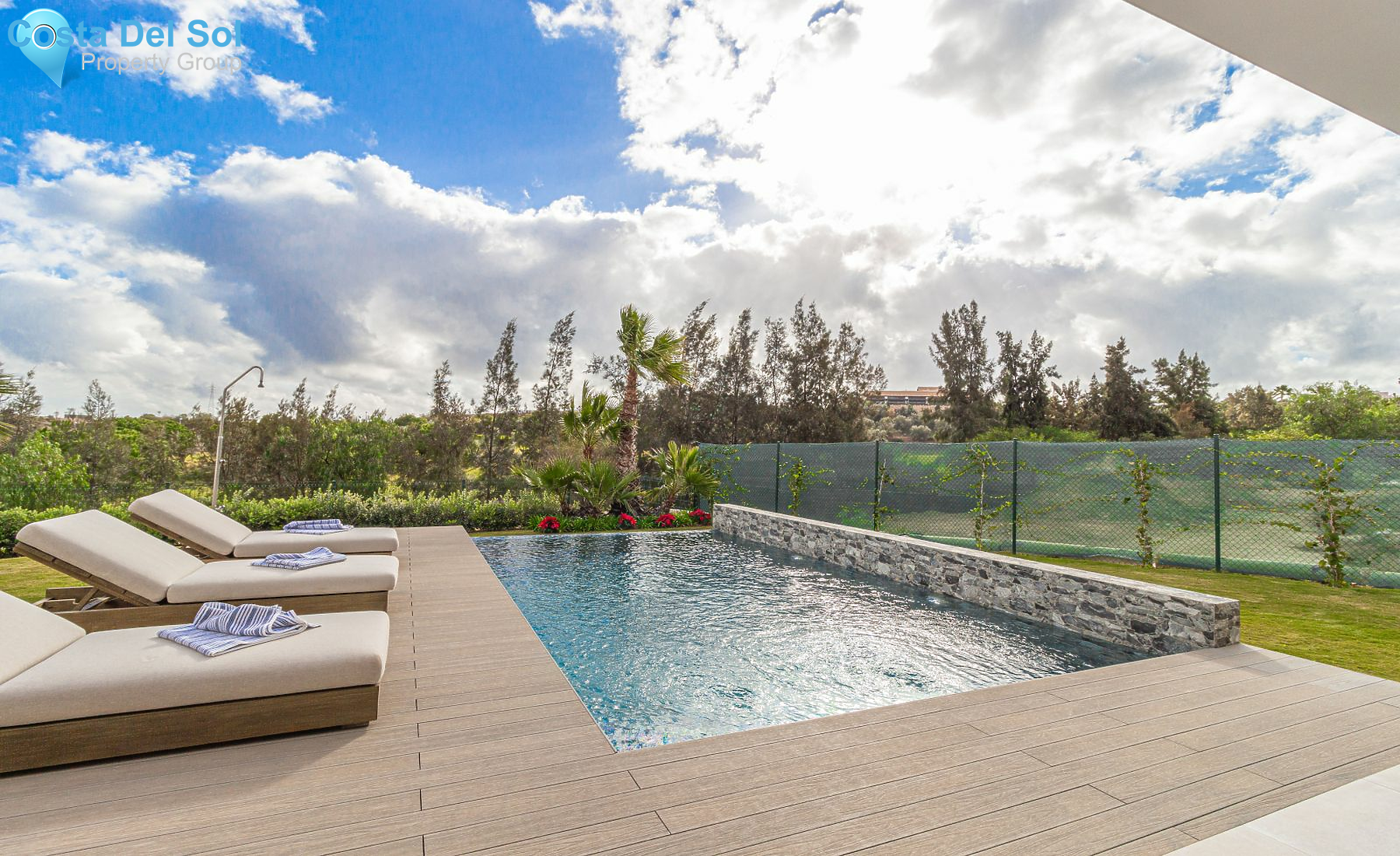 Detached Villa in Cerros del Aguila-1208509