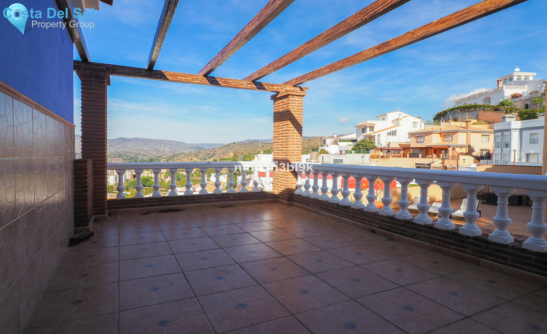 Detached Villa in Ciudad Jardín-1210607