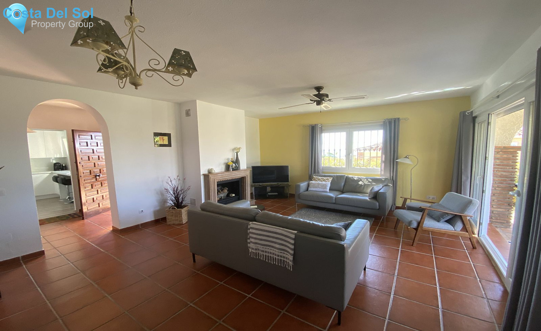 Detached Villa in El Chaparral-1134944