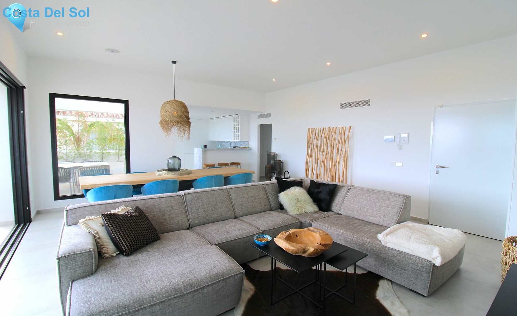 Detached Villa in El Chaparral