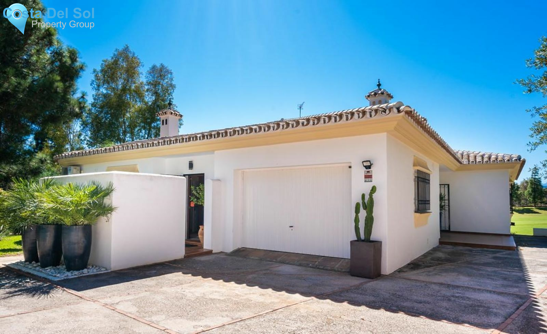 Detached Villa in El Chaparral-1430380