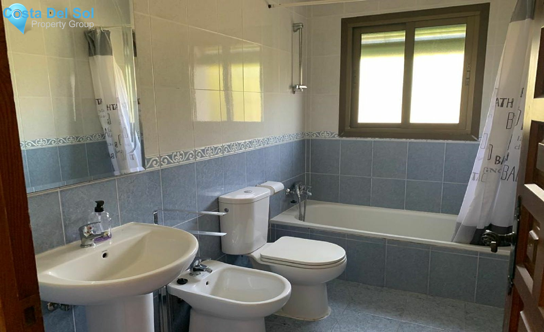 Detached Villa in El Chaparral-1552452