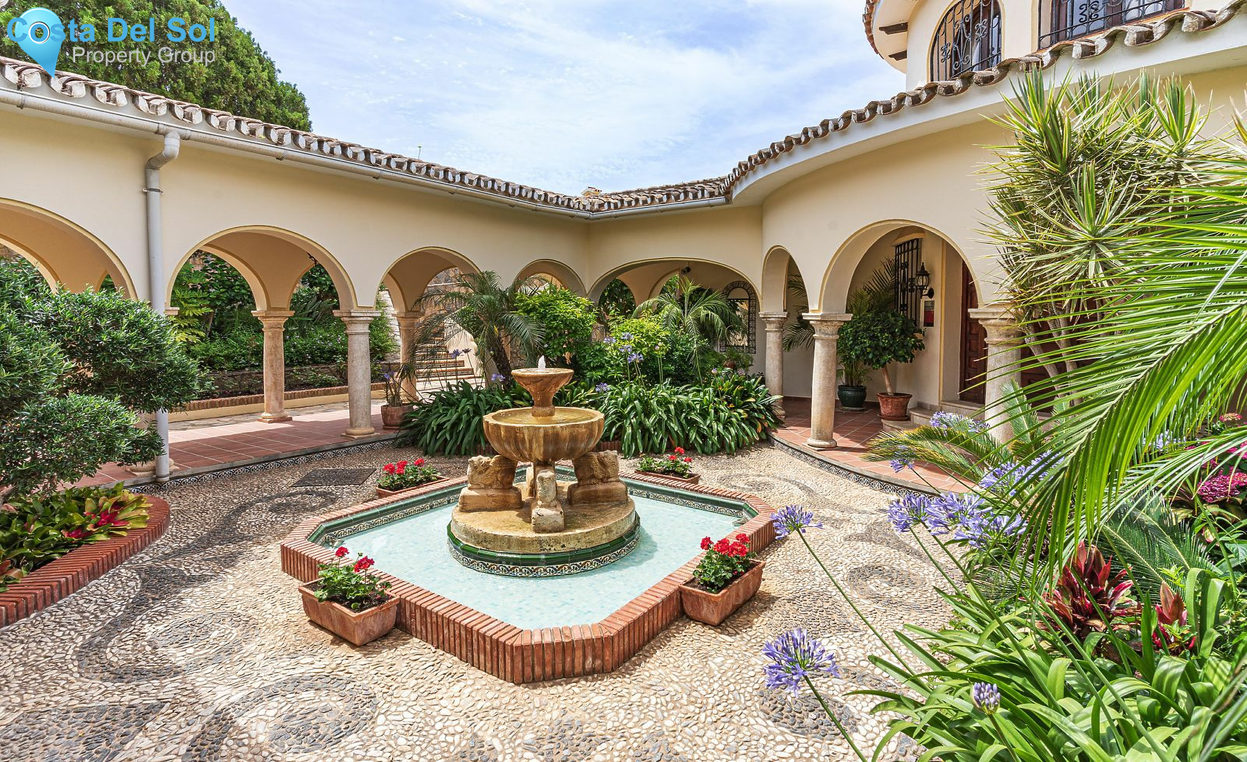 Detached Villa in El Paraiso-1131085