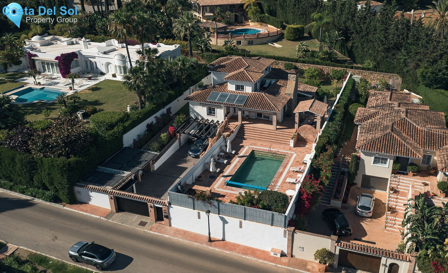 Detached Villa in El Paraiso-1147076
