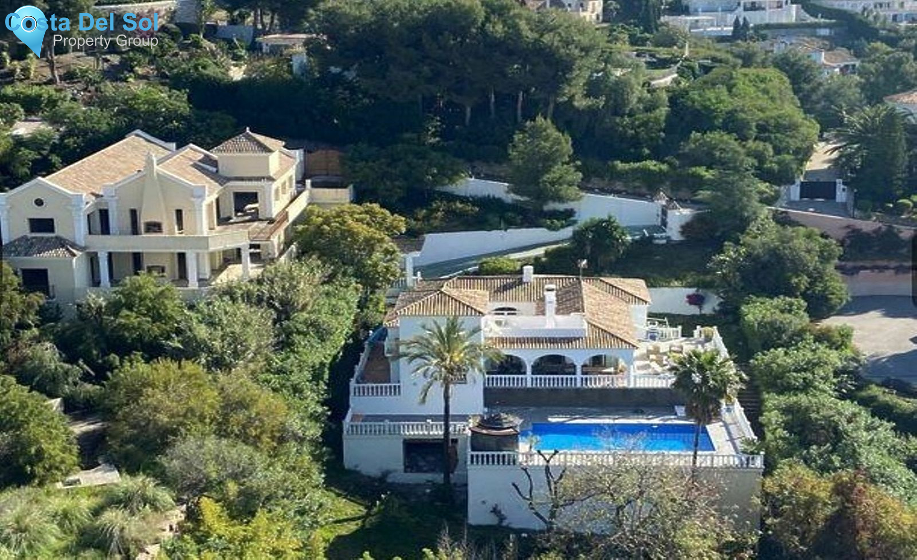 Detached Villa in El Paraiso
