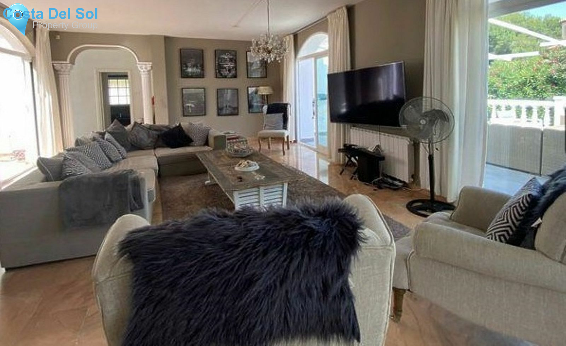 Detached Villa in El Paraiso-1152839