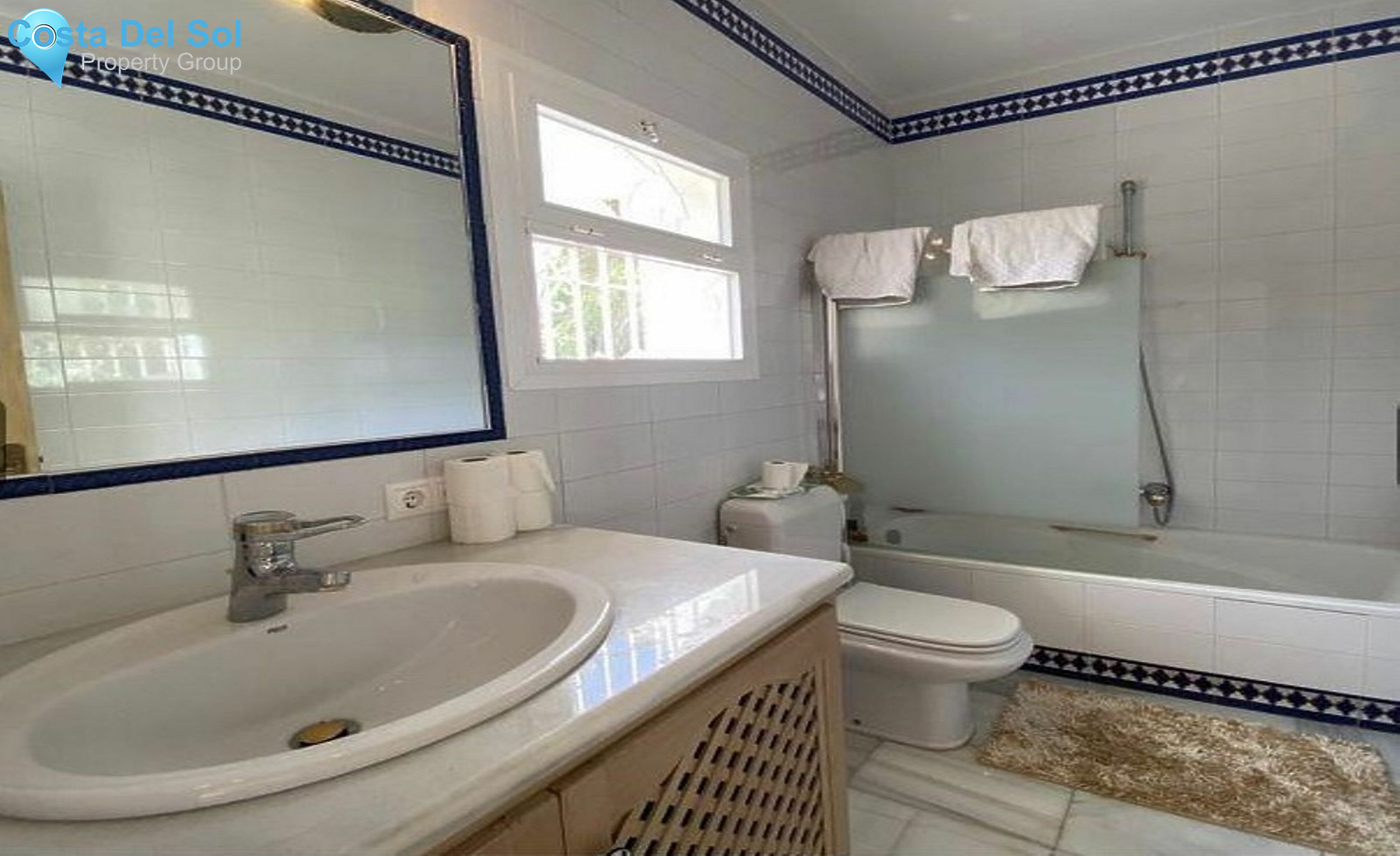 Detached Villa in El Paraiso-1152843