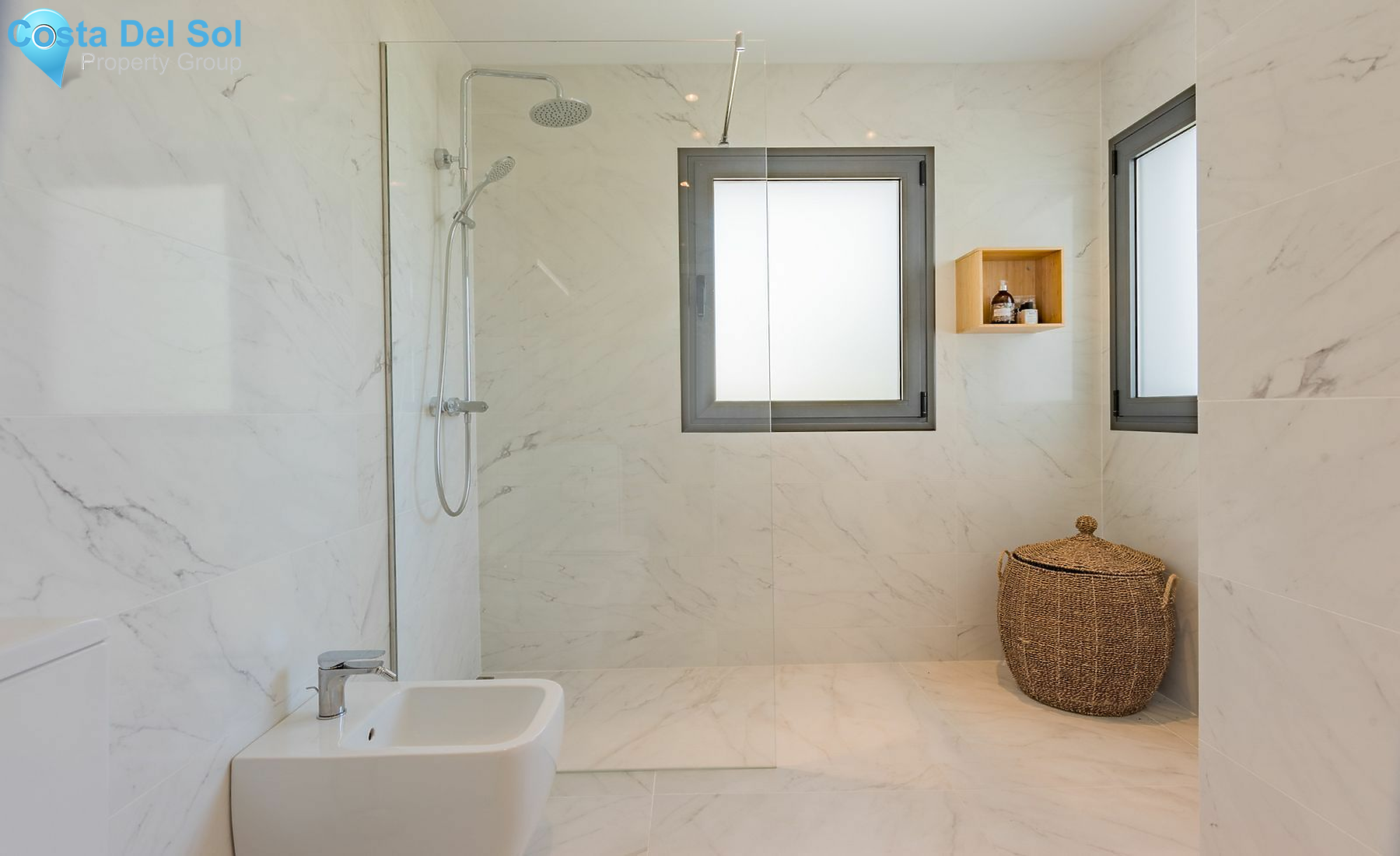 Detached Villa in El Paraiso-1167708