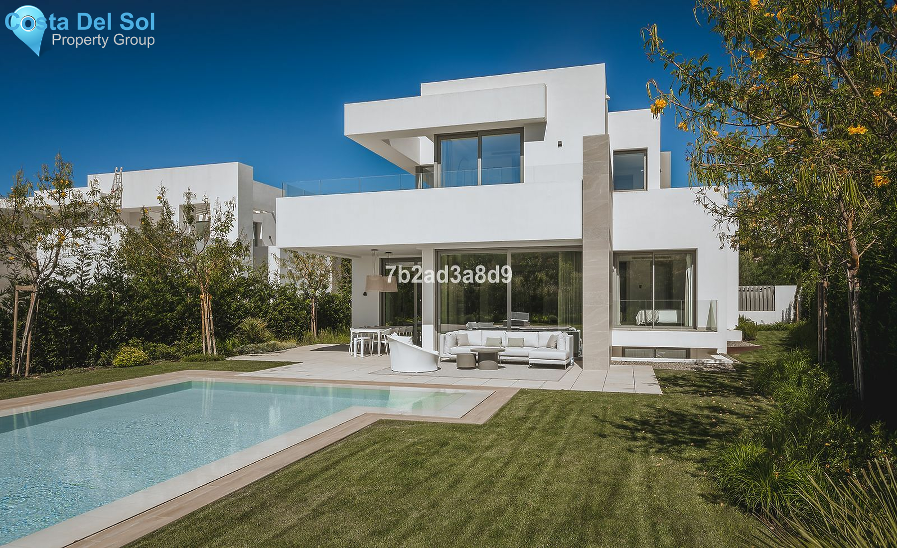 Detached Villa in El Paraiso-1472259