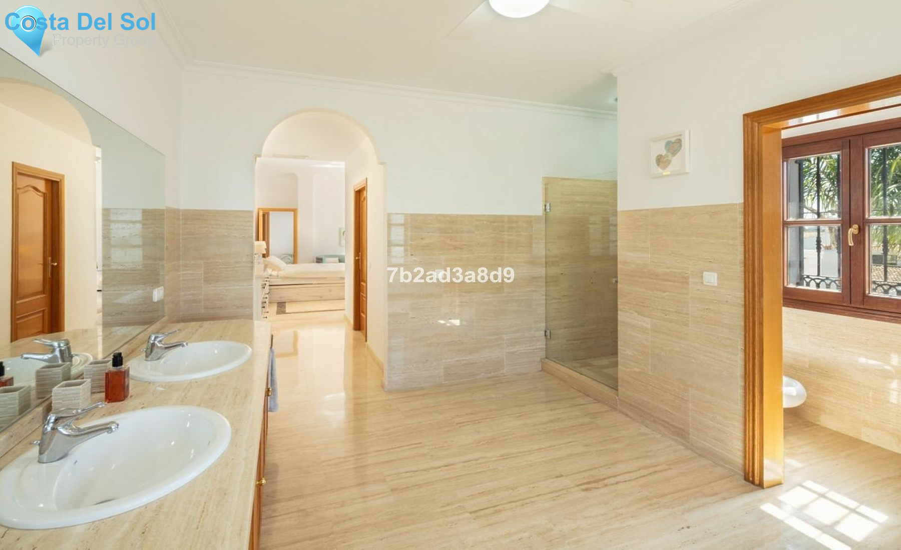 Detached Villa in El Paraiso-1498288