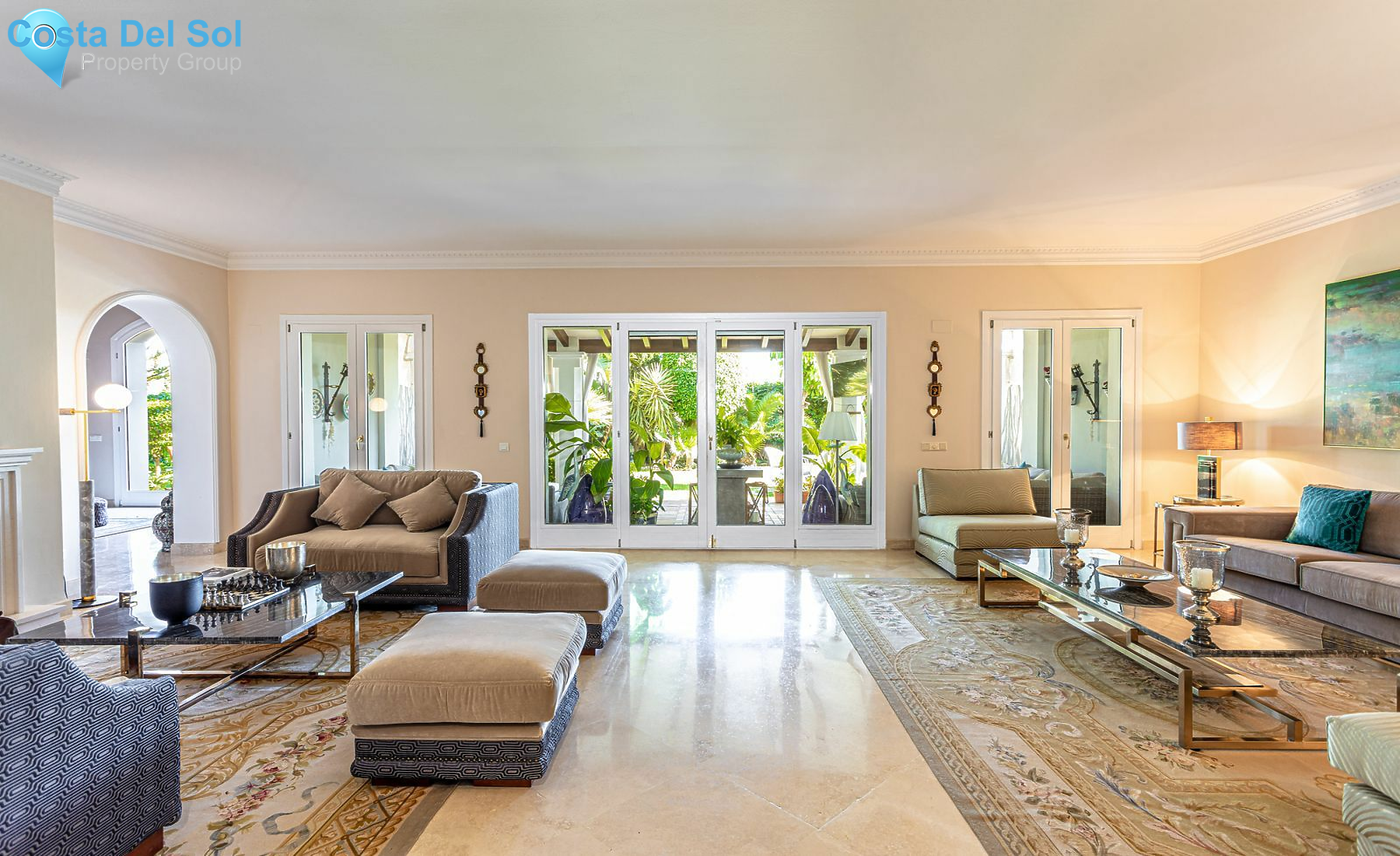 Detached Villa in El Paraiso-1517562