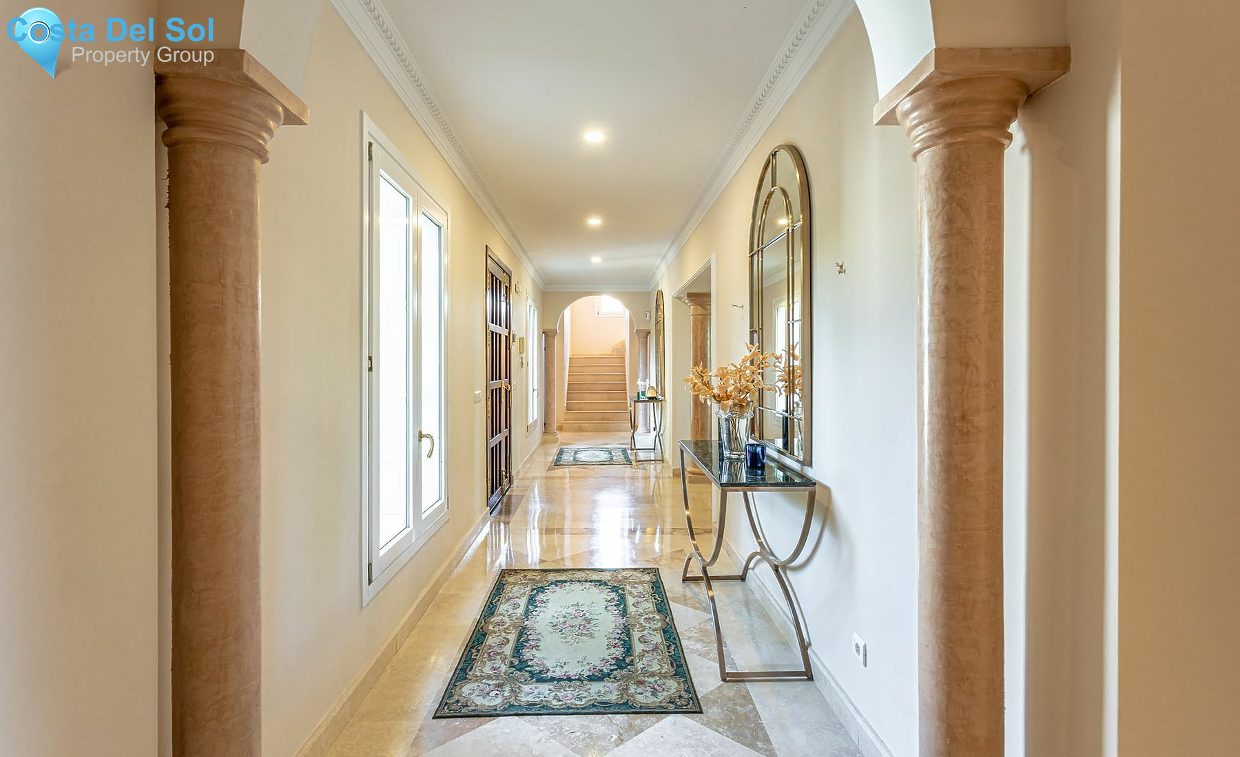 Detached Villa in El Paraiso-1517565