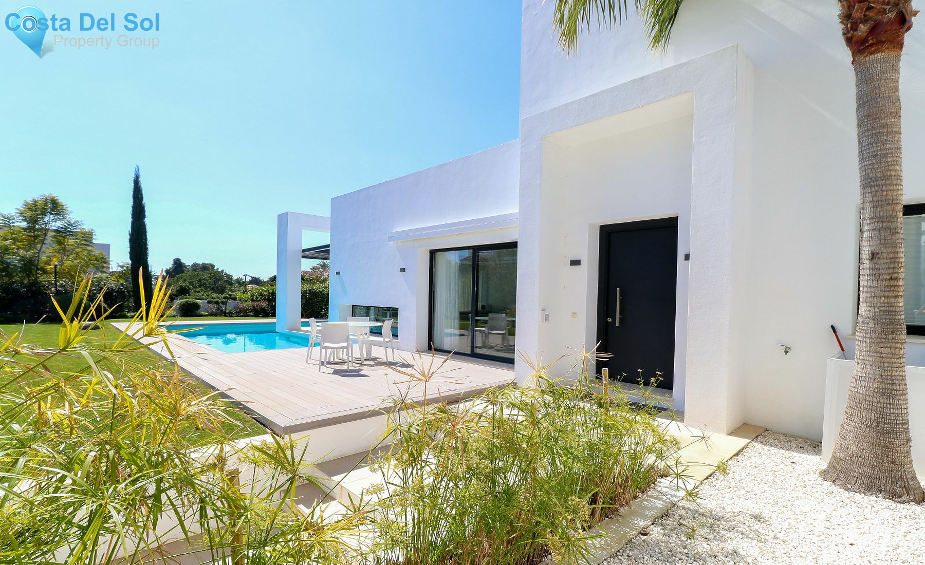Detached Villa in El Paraiso-1550385