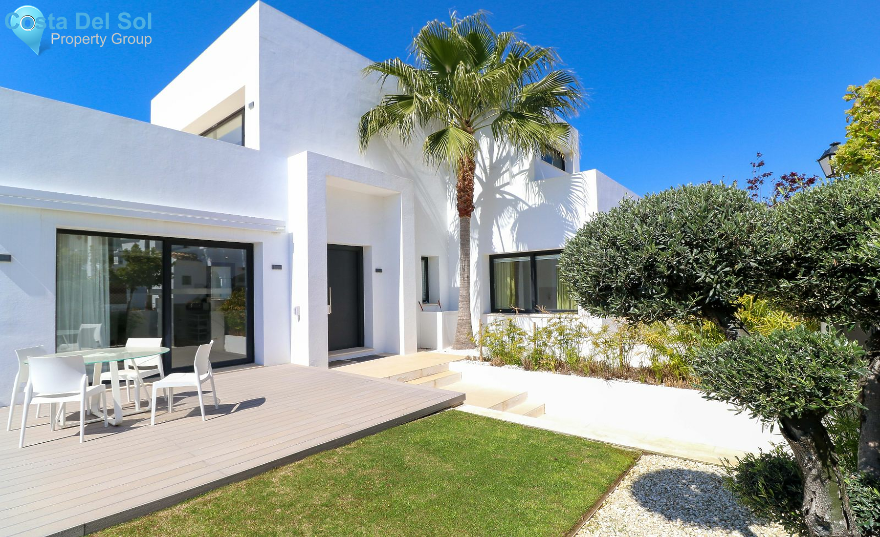 Detached Villa in El Paraiso-1550386