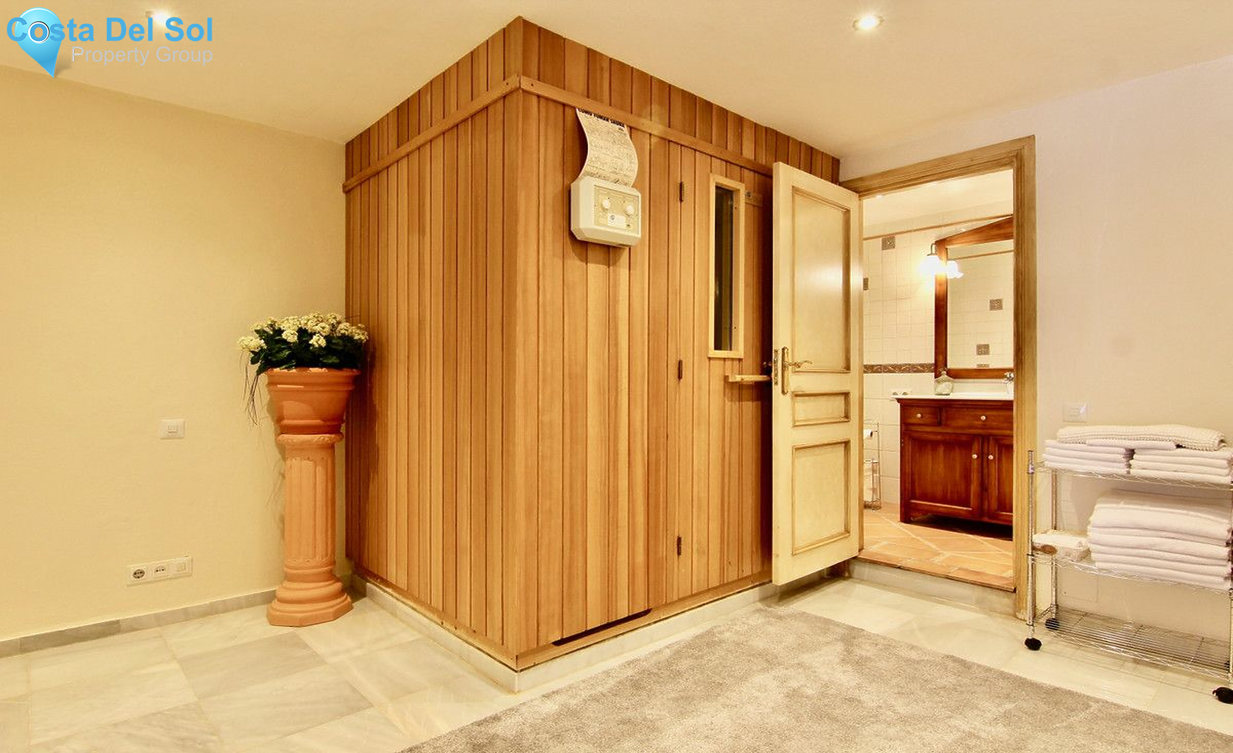 Detached Villa in El Paraiso-1554239