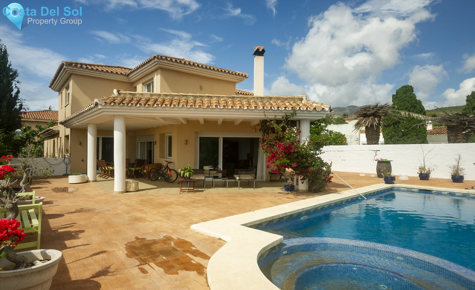 Detached Villa in El Pinillo