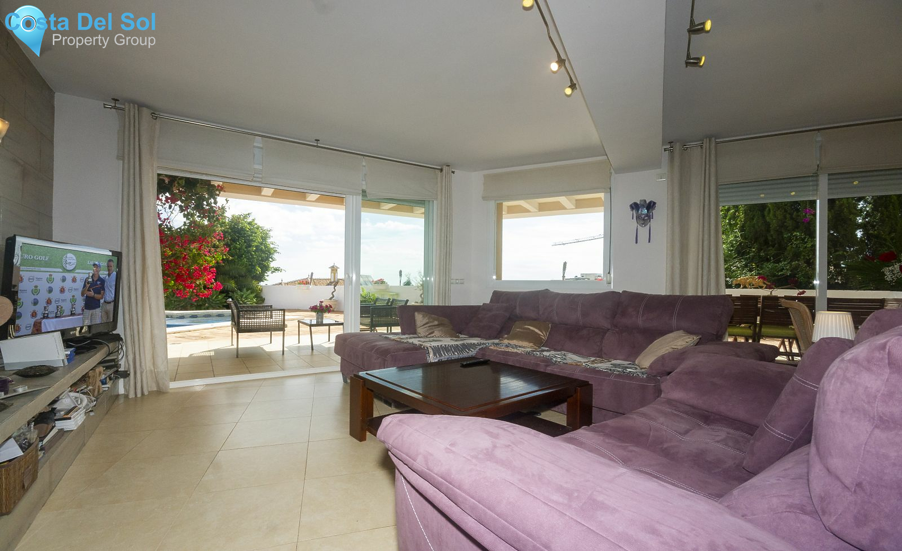 Detached Villa in El Pinillo-1200668