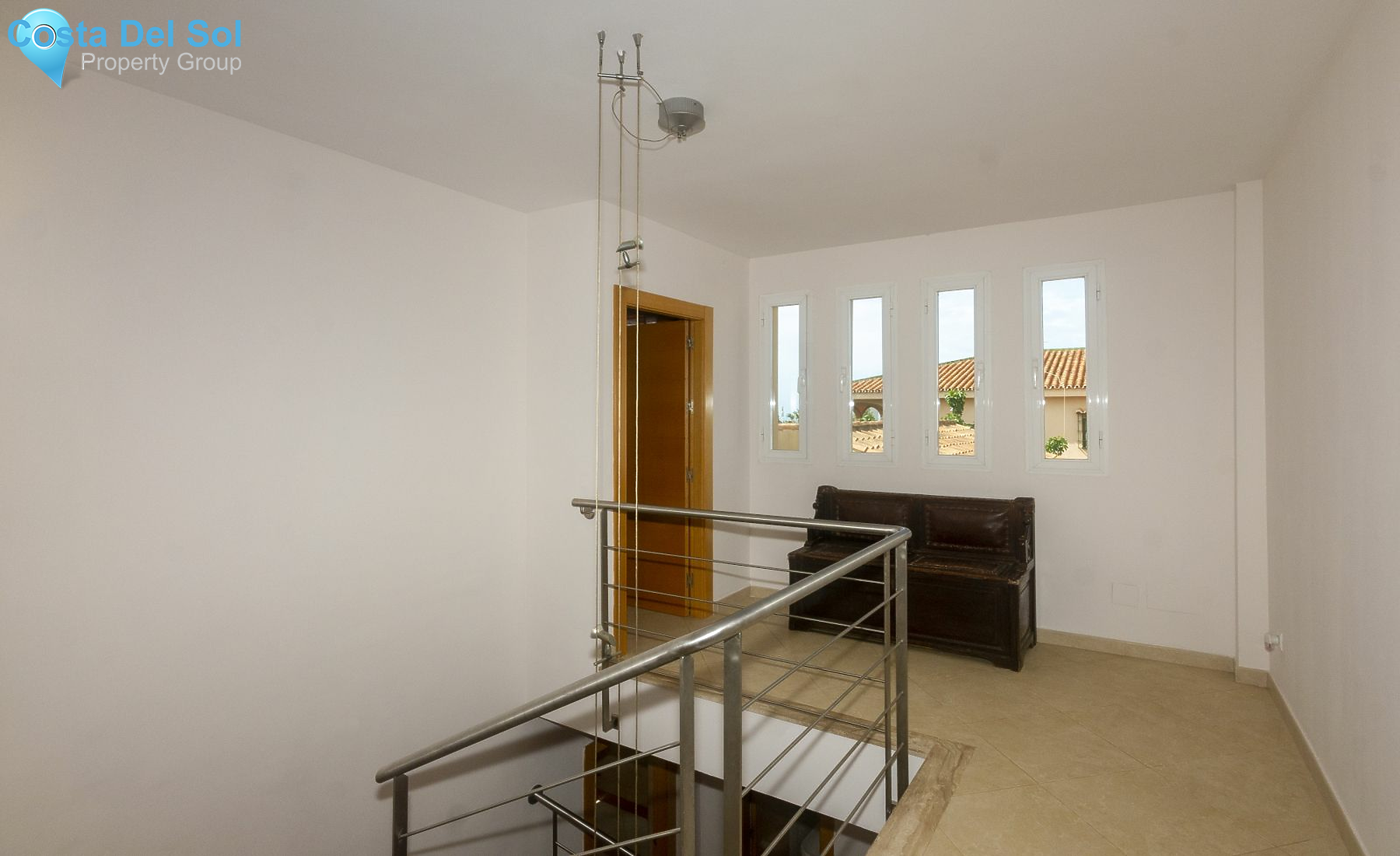 Detached Villa in El Pinillo-1200659