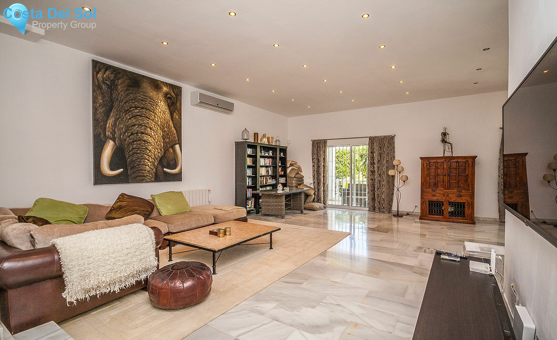 Detached Villa in Elviria-1183410