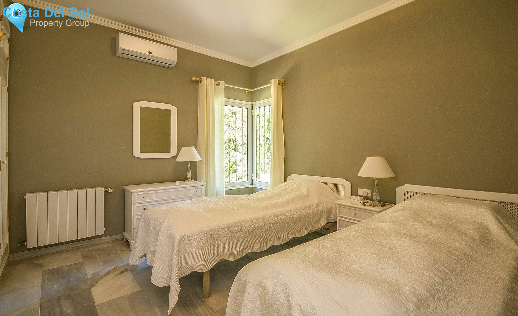 Detached Villa in Elviria-1183417