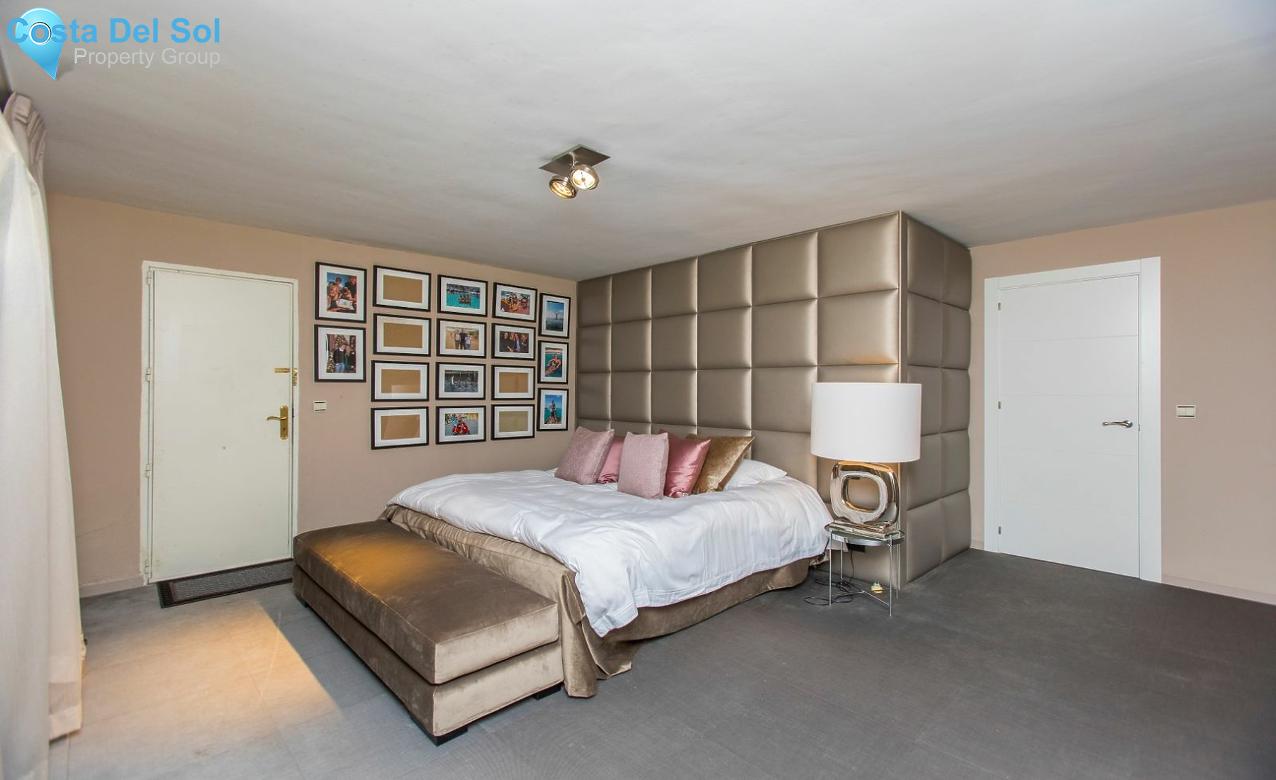 Detached Villa in Elviria-1210958